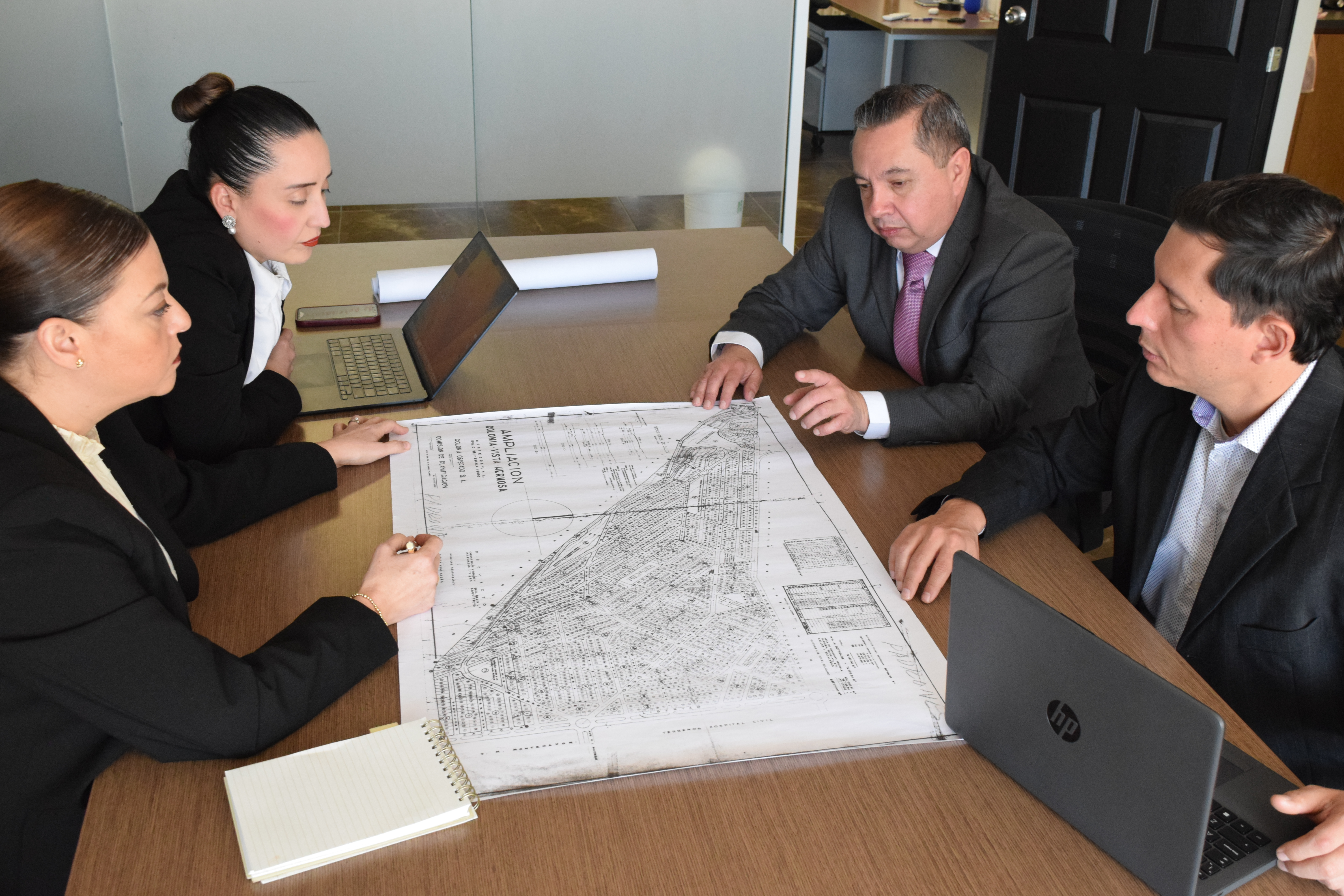 Manglar Consultores [2-Stock] [PNG]